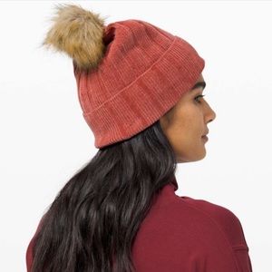 Lululemon Pom Perfection Toque